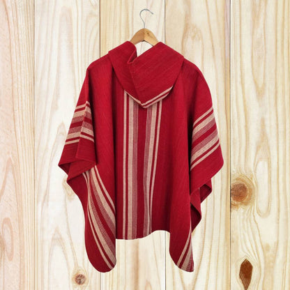 Capa Mujer Rojo Italiano con Capucha Tejido a Telar