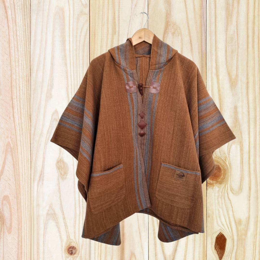 Poncho Mujer Café/Celeste con Capucha Tejido a Telar